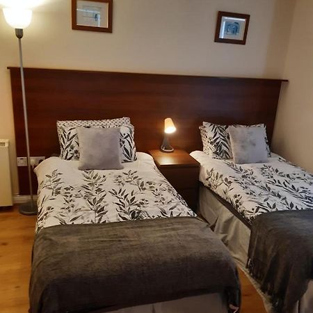 24 Beds In Carrick On Shannon Exteriör bild