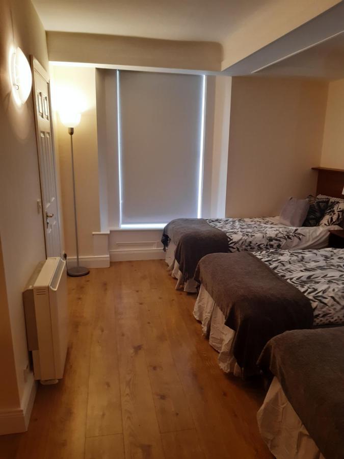 24 Beds In Carrick On Shannon Exteriör bild